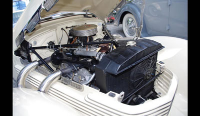 Cord 812 Phaeton S/C 1937 engine